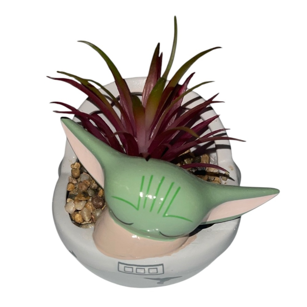 Star Wars Baby Yoda Mini 4” Faux Succulent Ceramic Planter Pot For Desk Decor
